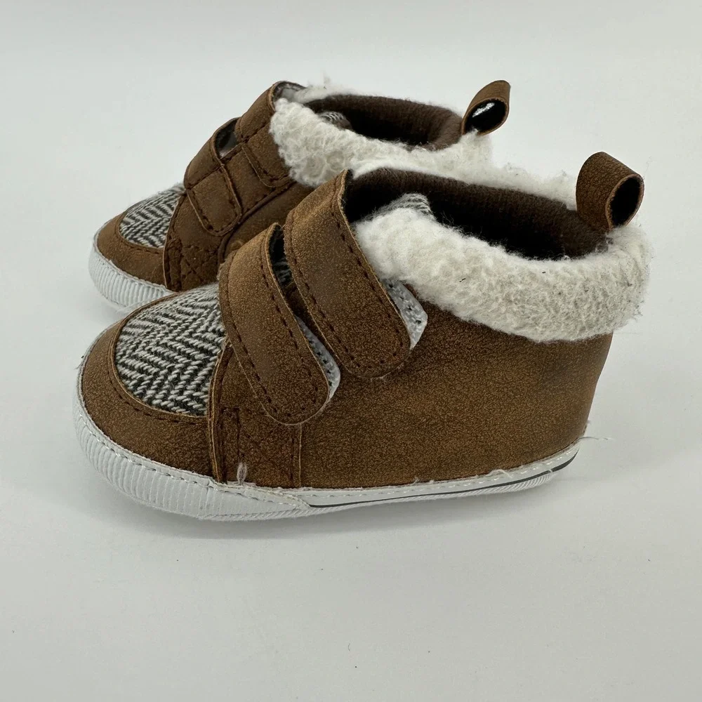 Cat & Jack Baby Boy Sherpa Lined Sneaker Boots Brown Herringbone Size 0-3M NWOT